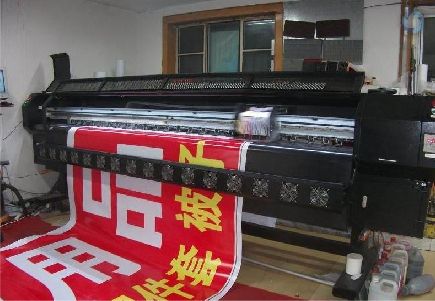 遵义喷绘广告分辨率是多少？