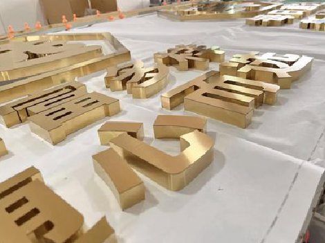 遵义拉丝不锈钢字的特点。