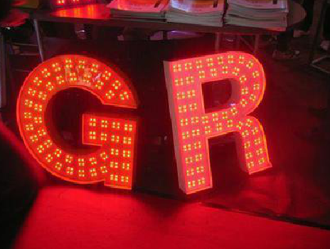 遵义LED发光字常见的安装误区。